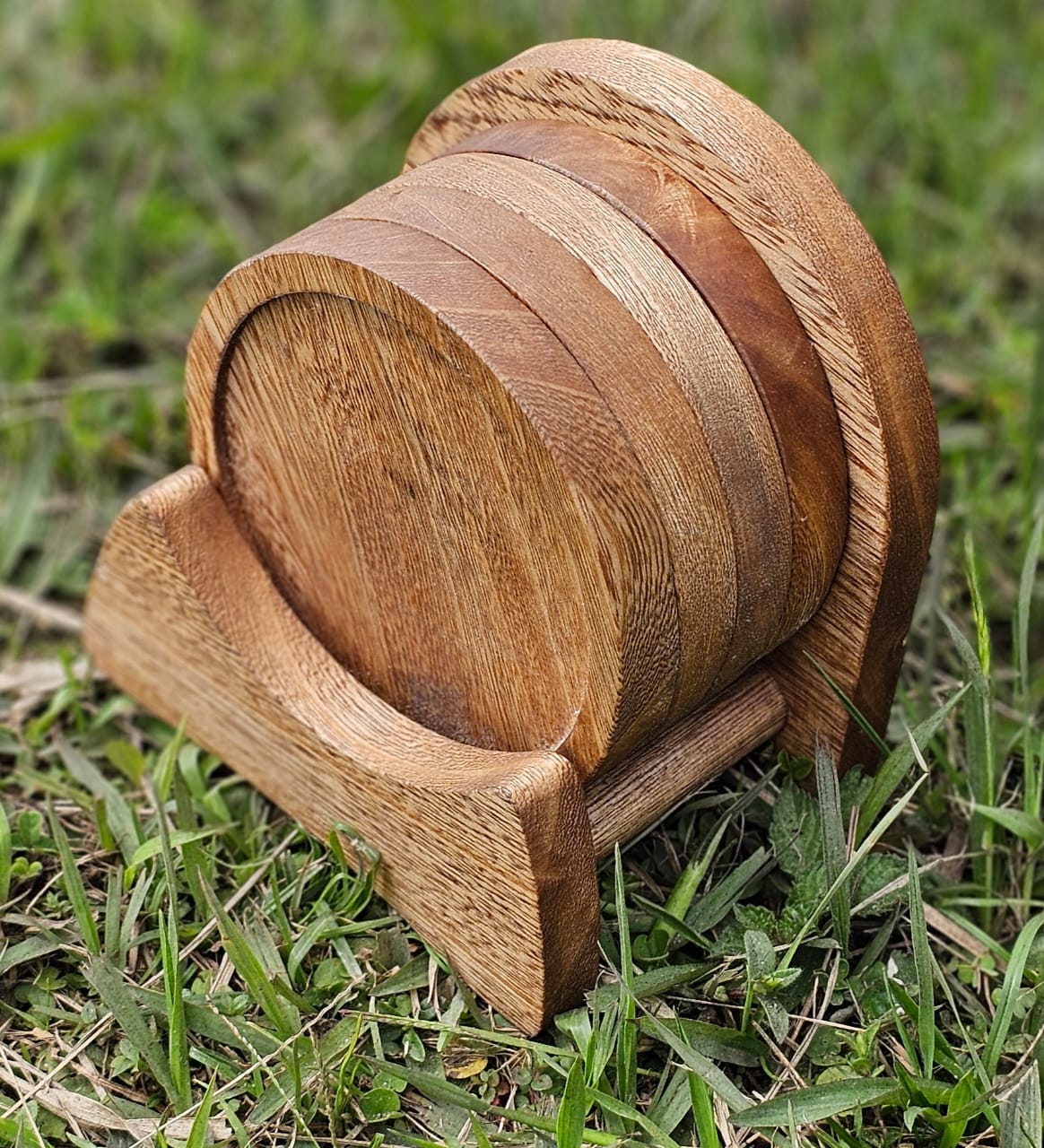 Set portavasos circulares en madera con soporte