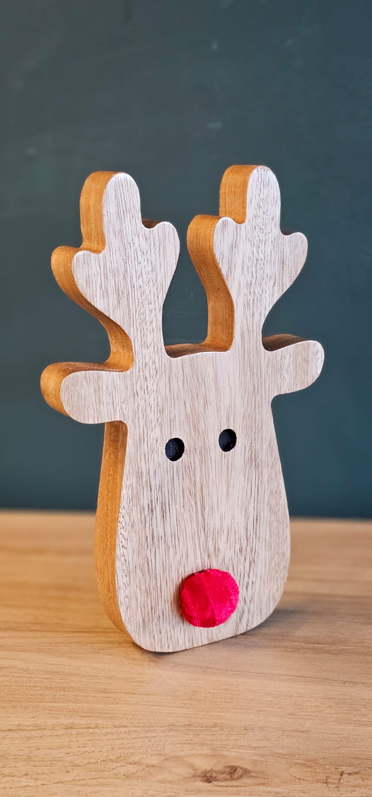 Cara de reno navideno en madera